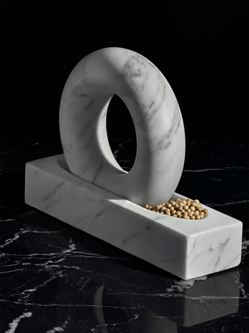 Sculptural Tondo mortar - gray marble